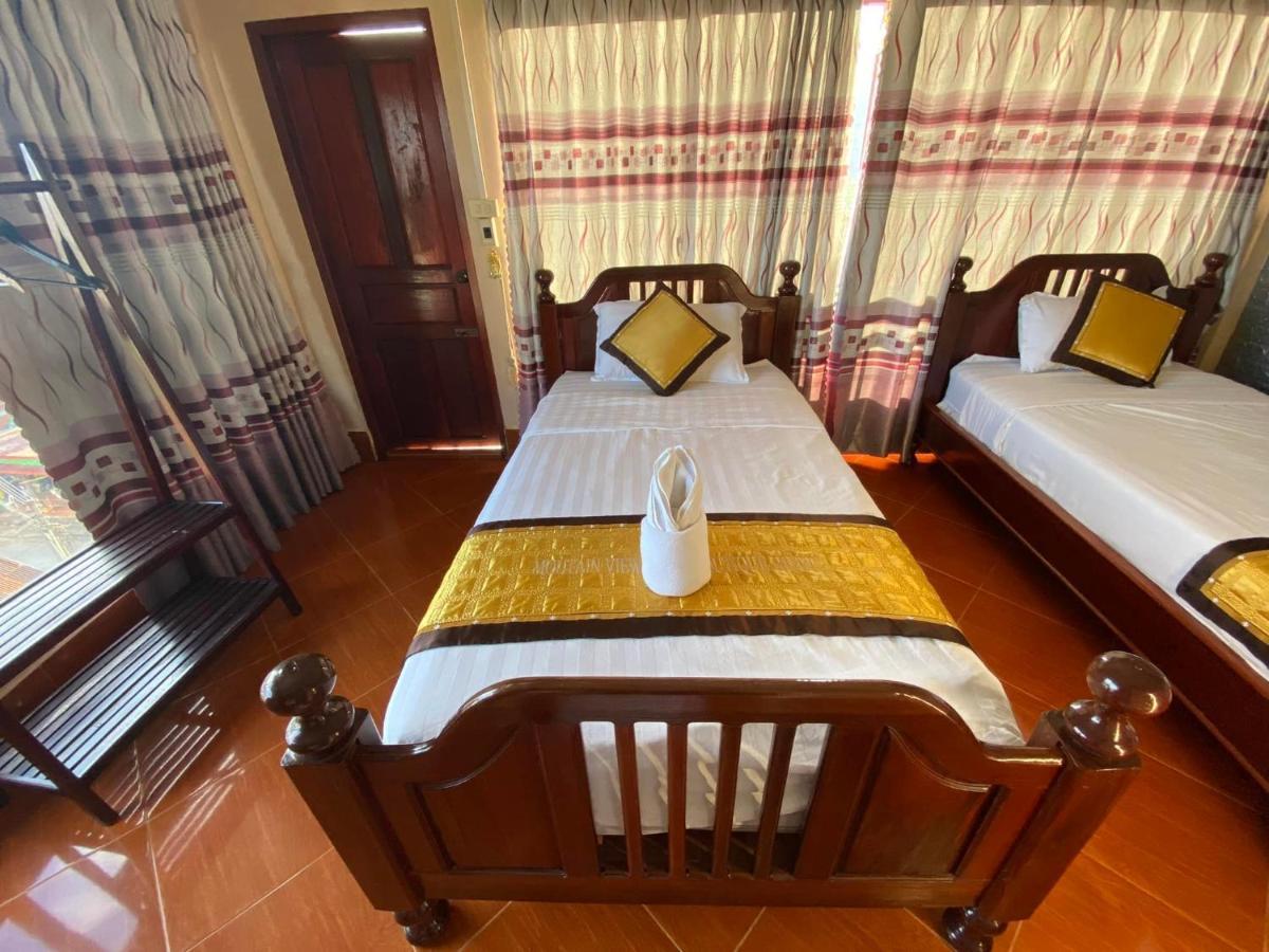 Bountang Mountain View Riverside Hotel Vang Vieng Exteriör bild