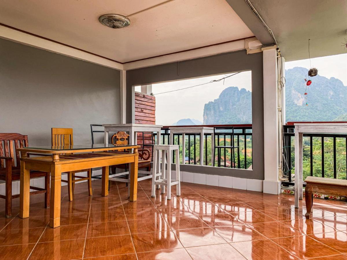 Bountang Mountain View Riverside Hotel Vang Vieng Exteriör bild