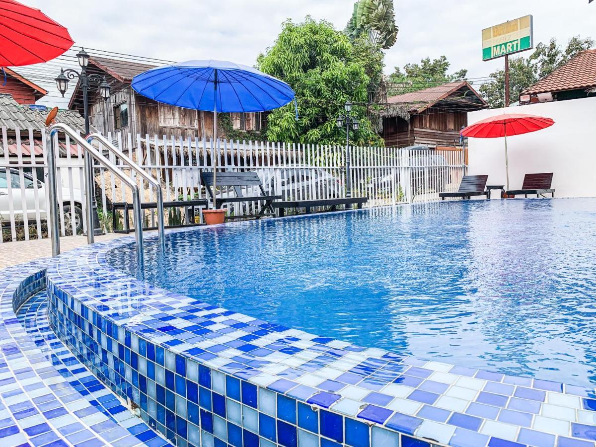 Bountang Mountain View Riverside Hotel Vang Vieng Exteriör bild