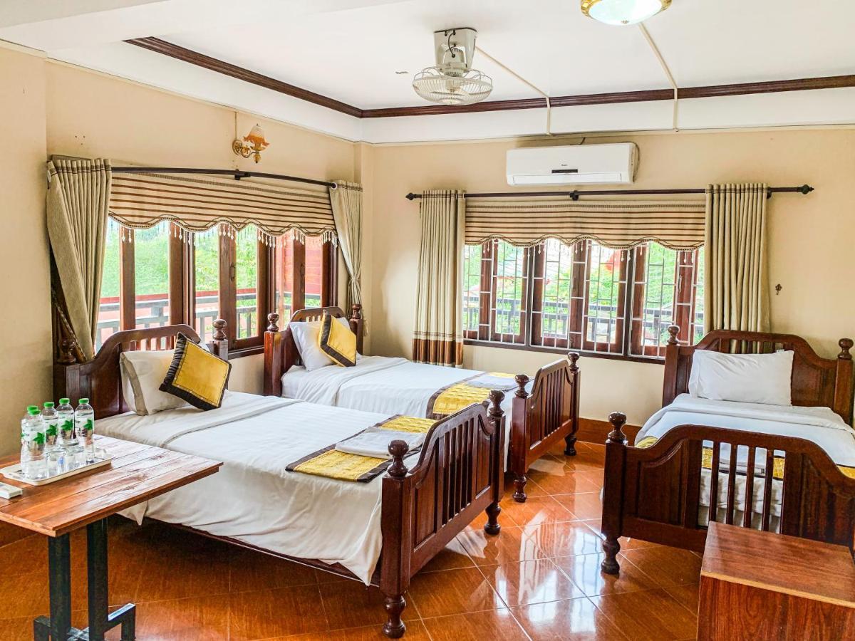 Bountang Mountain View Riverside Hotel Vang Vieng Exteriör bild