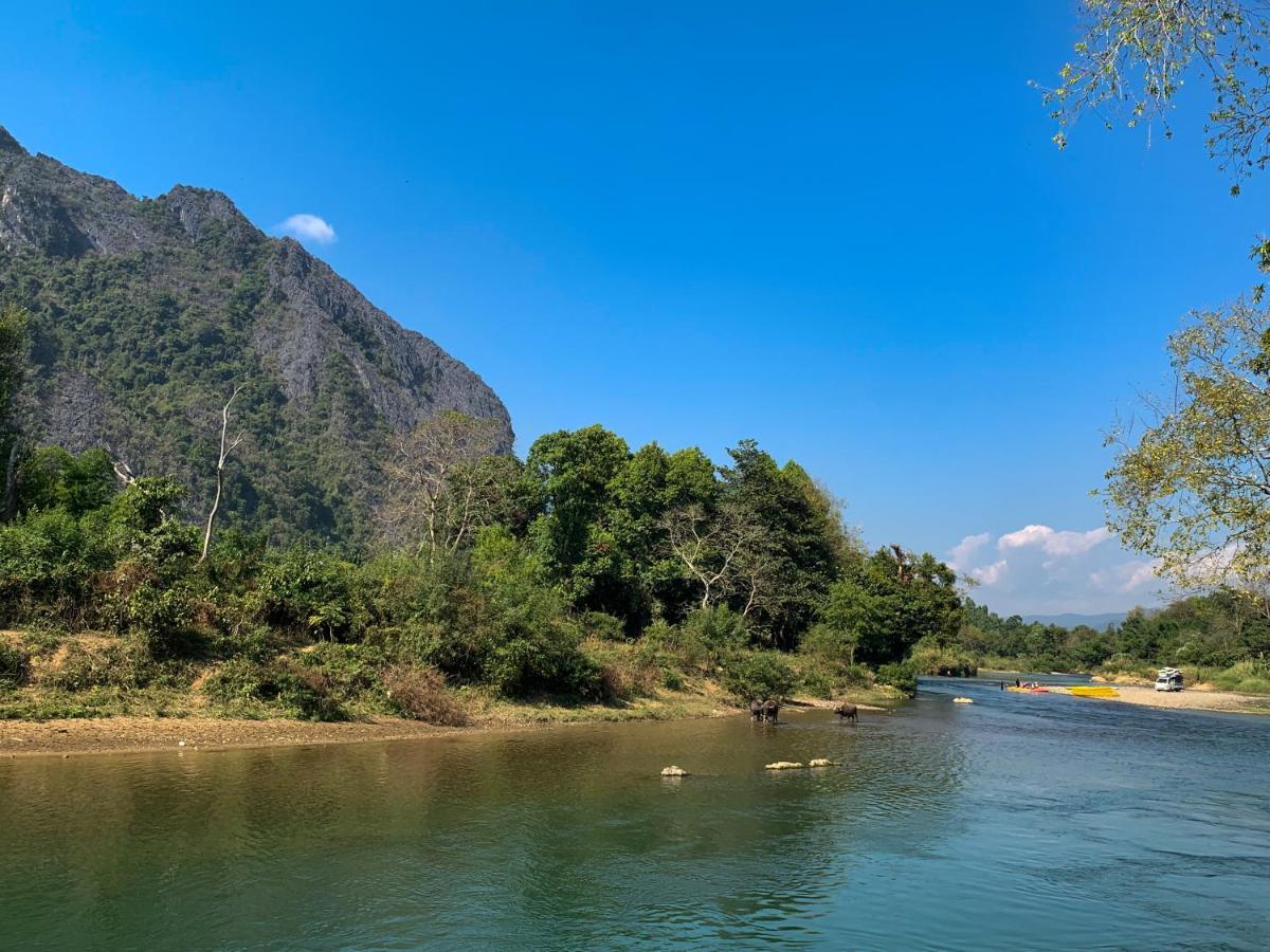 Bountang Mountain View Riverside Hotel Vang Vieng Exteriör bild