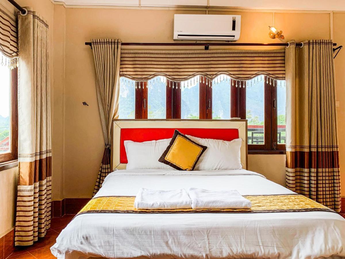 Bountang Mountain View Riverside Hotel Vang Vieng Exteriör bild